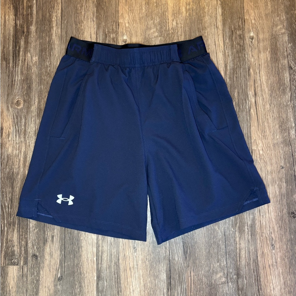 Size Small- UA Vanish Woven Men's 6" Shorts Midnight Navy Mod Gray